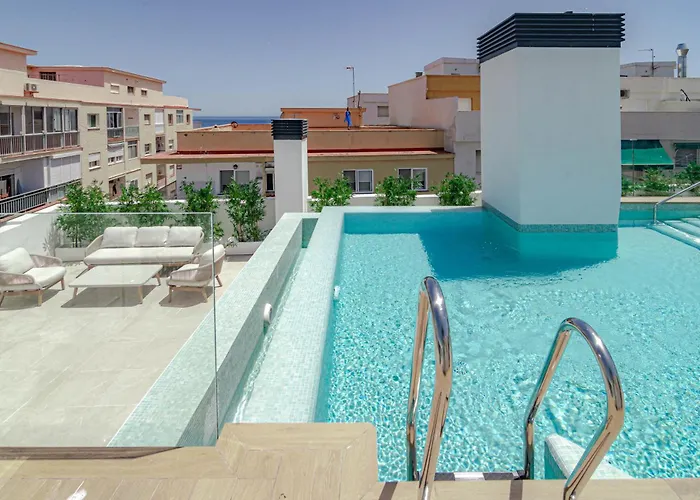 Le2c- Modern New-build Apartment near the beach