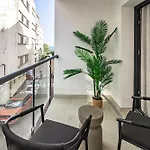 Le2c- Modern New-build Apartment near the beach