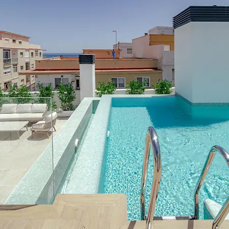 Le2c- Luxury New-build Apartment near the beach