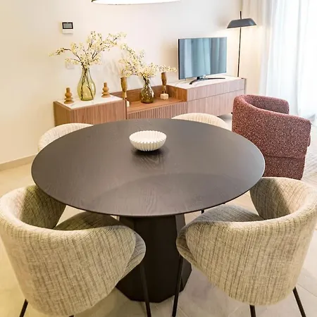 Le2C Luxury New Build Apartment Near The Beach דירה