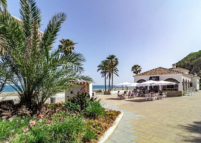 Le2c-modern Near The Town Centre إِستيبونا