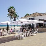 Apartment Le2c- Modern New-build Apartment near the beach Estepona