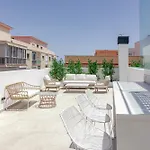 Le2c- Modern New-build Apartment near the beach *