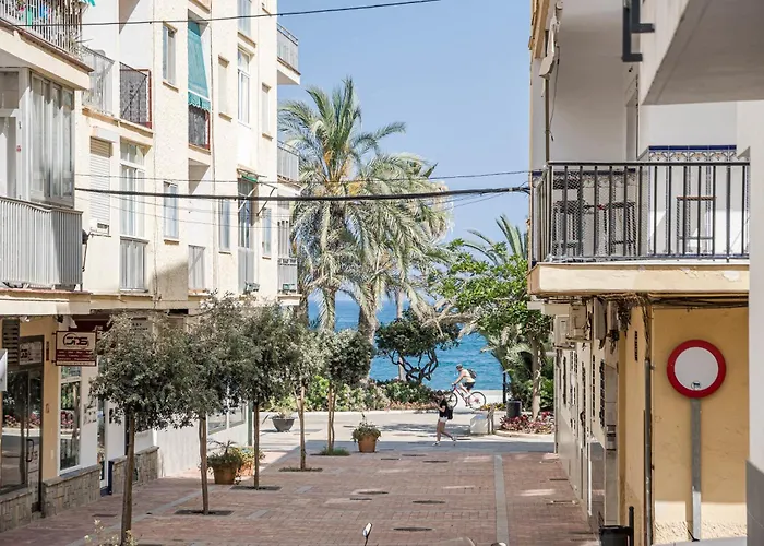 Le2c- Modern New-build Apartment near the beach * Estepona