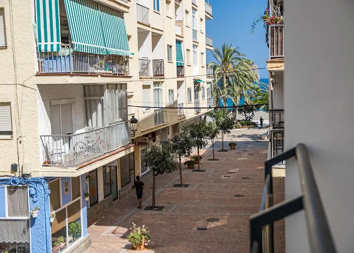 Le2c- Modern New-build Apartment near the beach Apartman